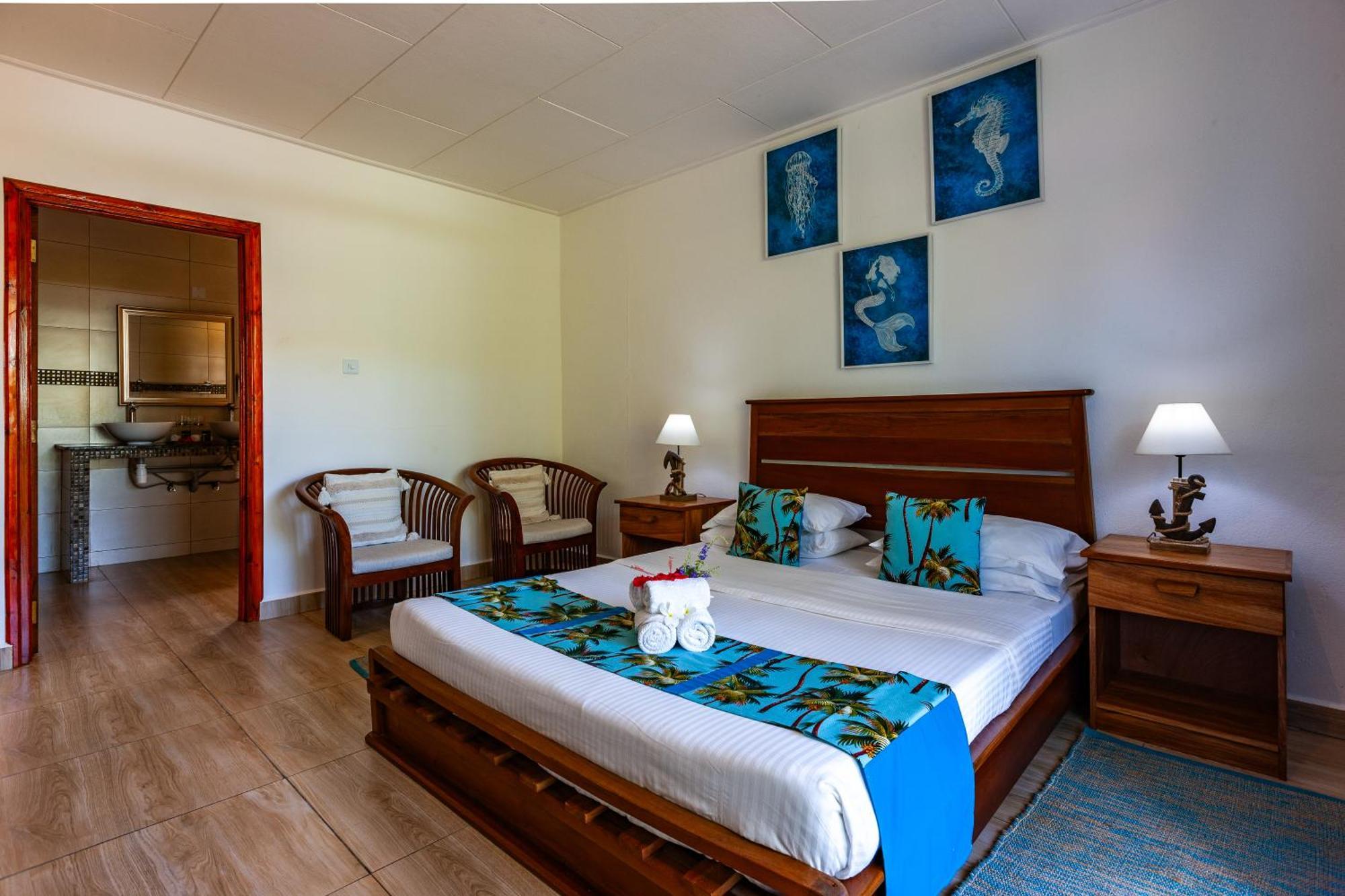 Chez Marston Hotel